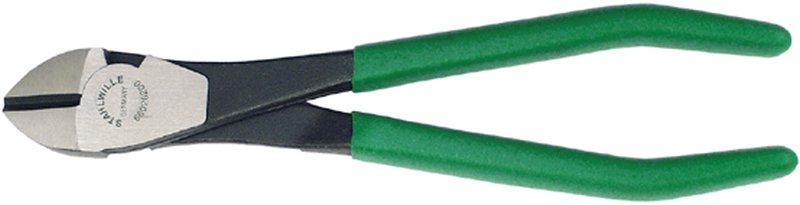 687